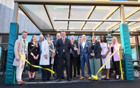 Ribbon cutting celebrates new building
